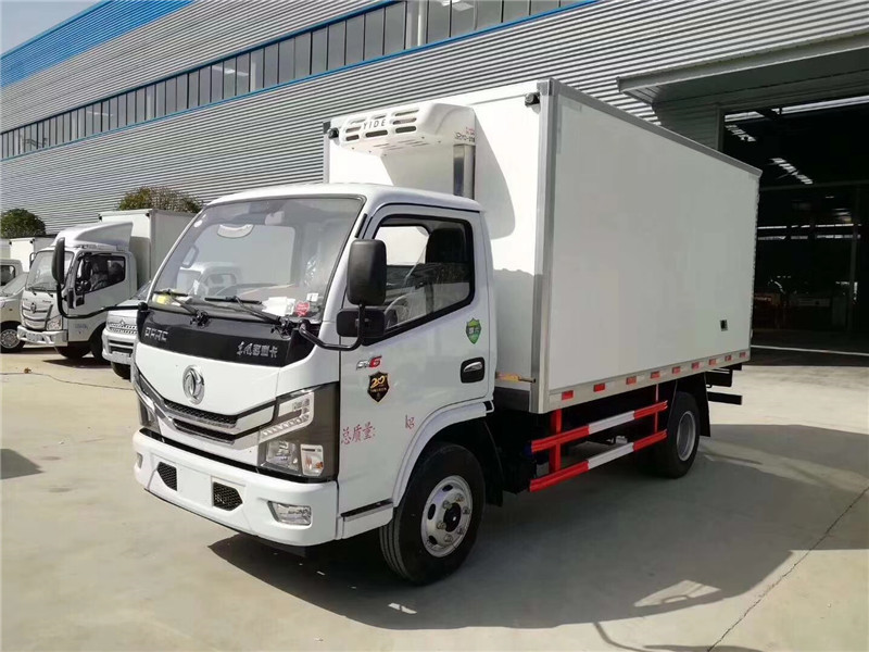 東風多利卡D6冷藏車