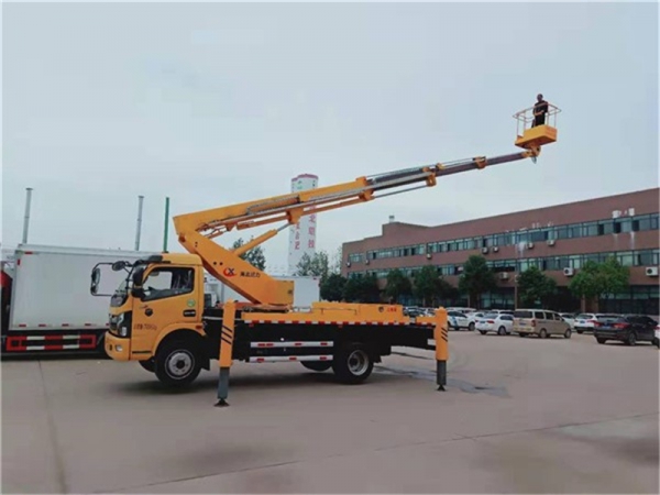 東風(fēng)22米高空作業(yè)車